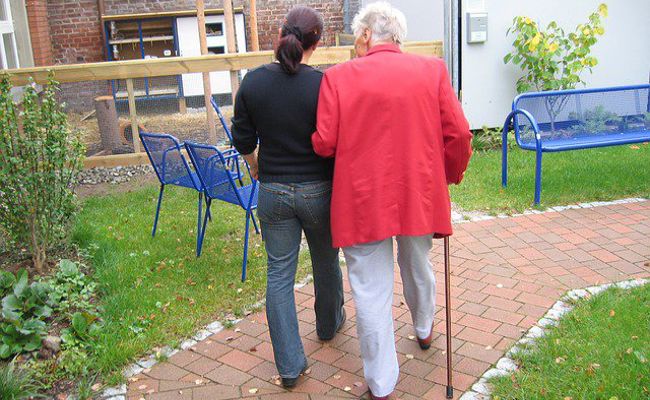 Professional on Health: Dementia Education & Training Course | Health CPD Options | UWS