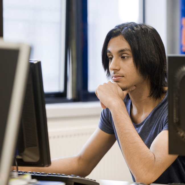 Student Using Computer Facilities at Paisley Campus UWS | University of the West of Scotland