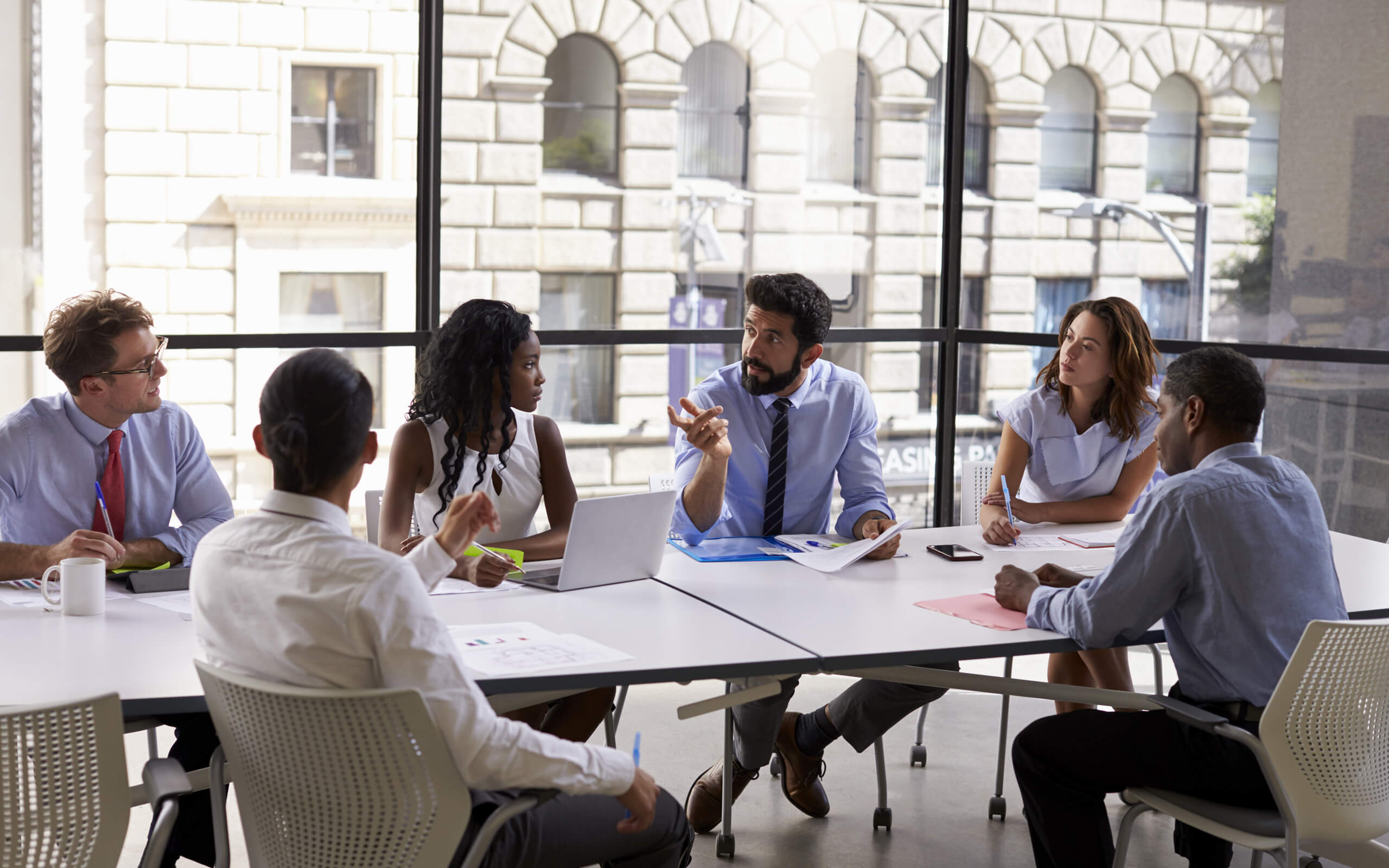 CertHE Business with English Language Students | UWS London | University of the West of Scotland