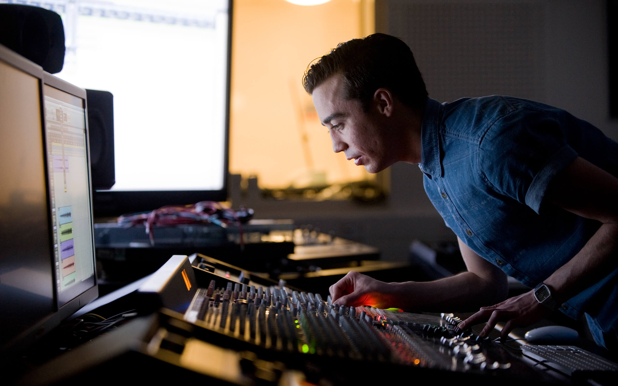 Undergraduate Commercial Sound Production Student | Why UWS | University of the West of Scotland