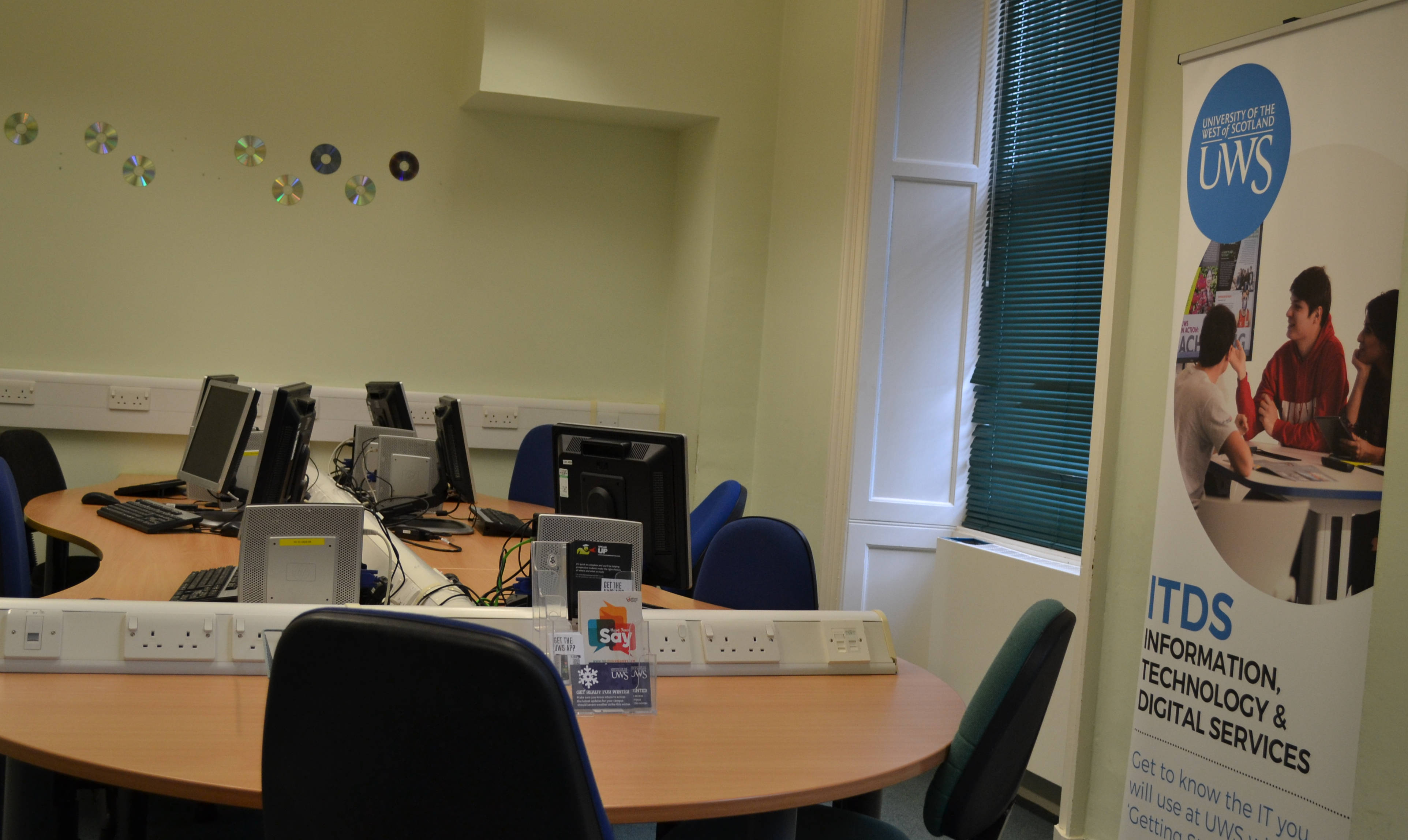 Computer Facilities at Dumfries Campus | UWS | University of the West of Scotland