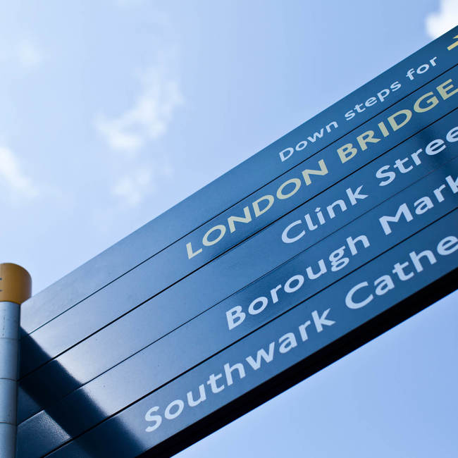 London Signpost to Borough Market | Living in London at UWS | University of the West of Scotland