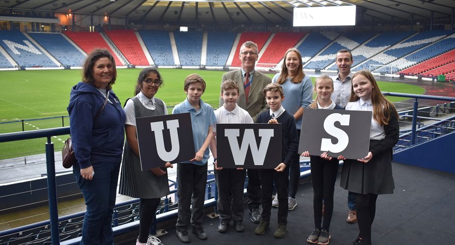 UWS, Hampden & Mt Florida Primary pupils and staff at Hampden