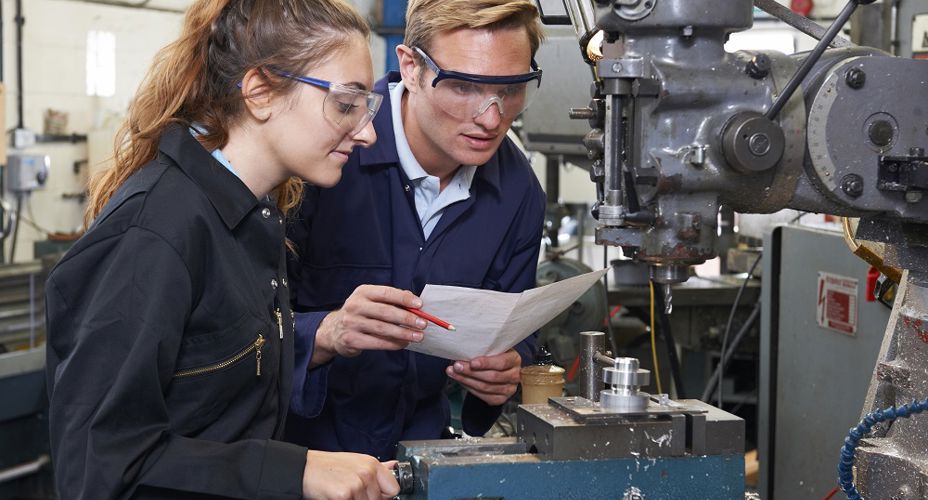 Two students in Enginnering lab