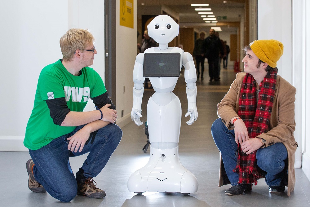 Students with UWS  Robot