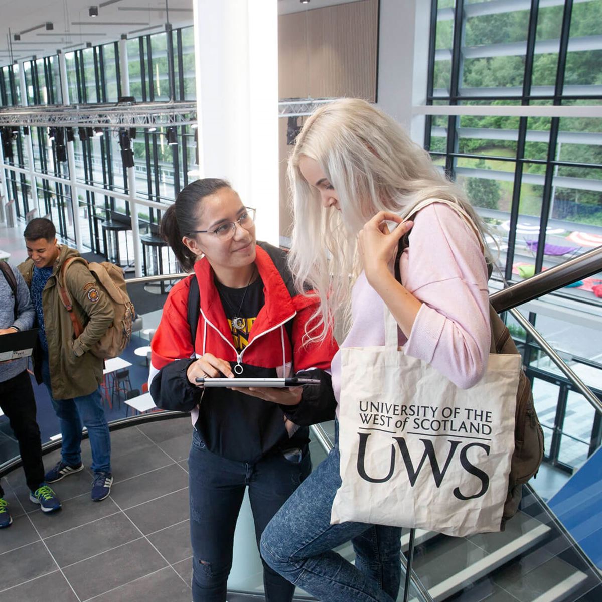 /media/6210/lanarkshire-campus-23-hero-image.jpg?cc=0.29432593330065787,0,0.0902894513147268,0&width=1200&height=1200&v=1daef1d33827a50